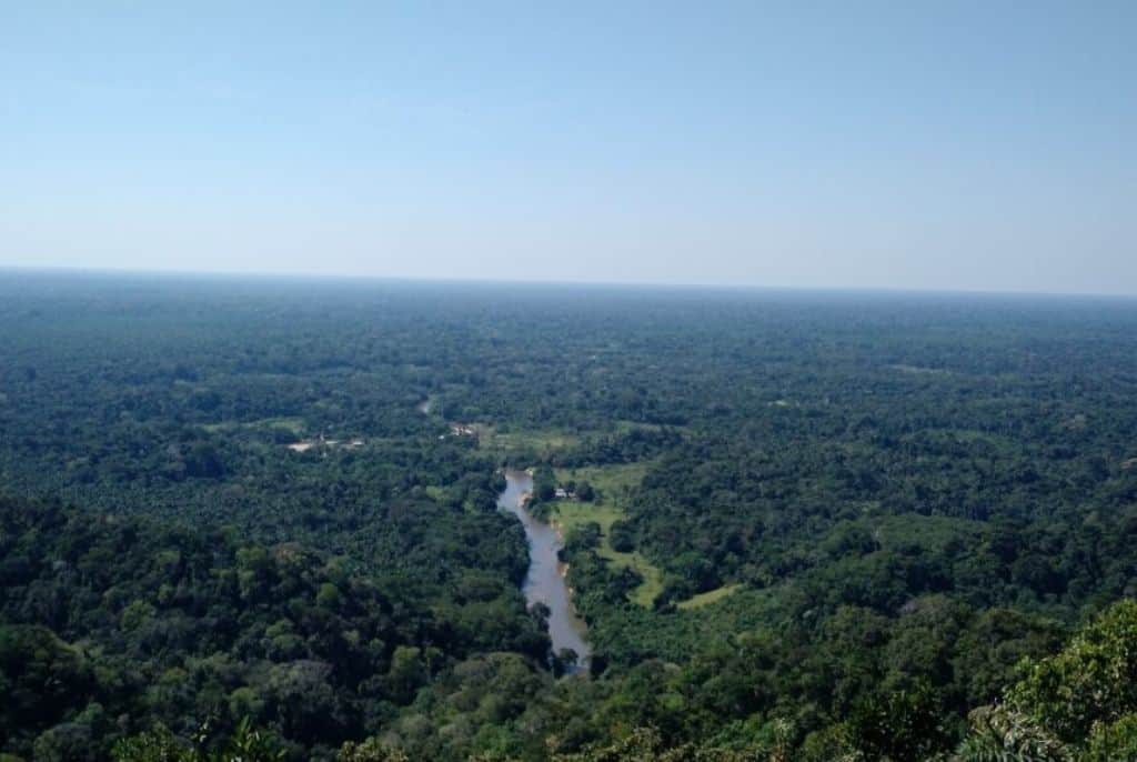 Pra-todos-verem:Mirante-Serra-da-Jacirana–Parque-da-Serra-do-Divisor-Acre. Ecoturismo na Amazônia.