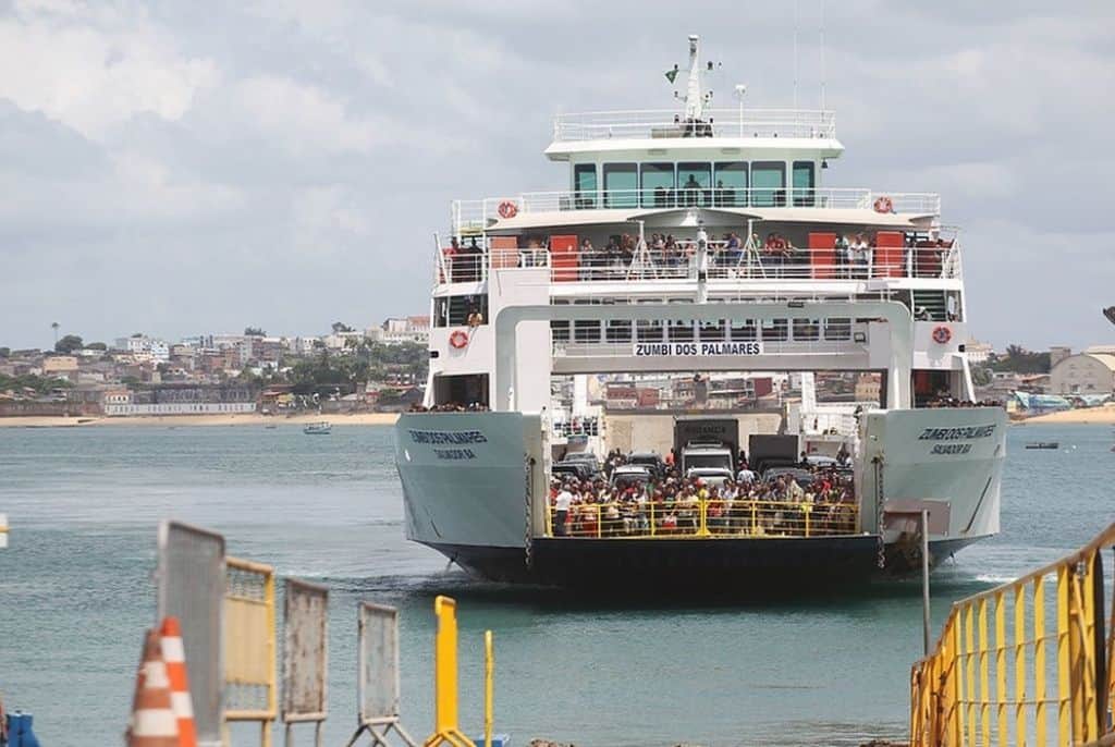 Pra-todos-verem:Ferry-boat-terminal-maritimo-de-Salvador-BA 
