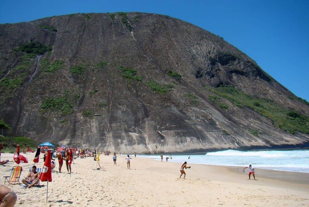 Pra-todos-verem:Praia-de-Itacoatiara-Niterói-RJ 