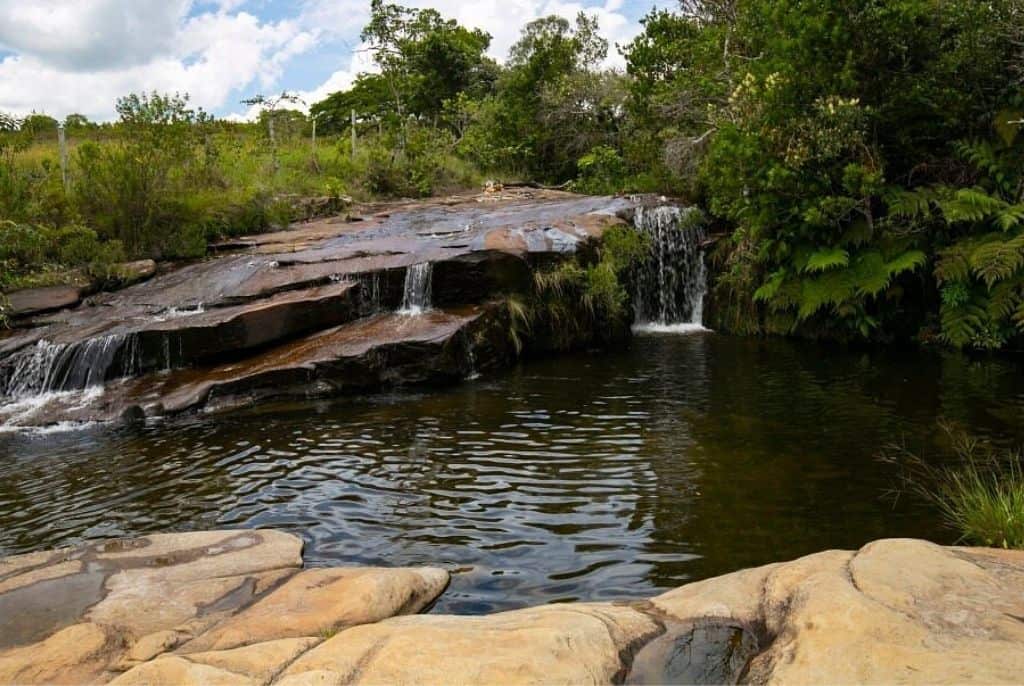 #Pra-todos-verem:Cachoeira-em-complexo-da-Toca-Carrancas-MG