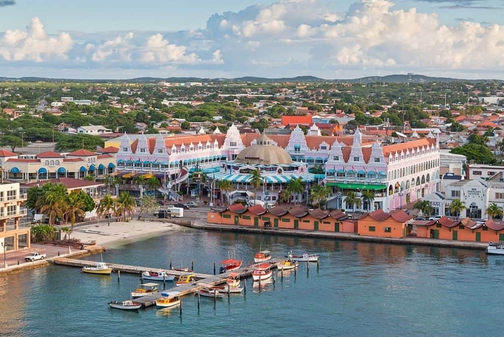 #Pra-todos-verem:Downtown-Oranjestad-Aruba 