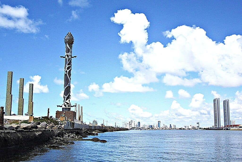 Pra-todos-verem:Parque-de-Esculturas-de-Brennand-Recife-PE