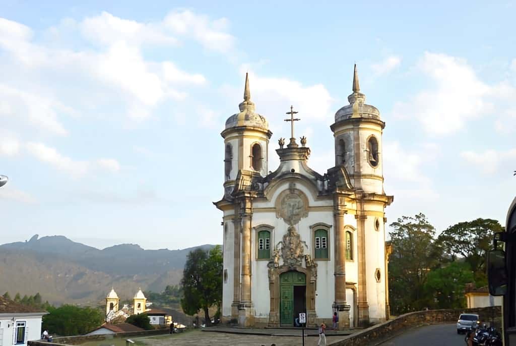 Pra-todos-verem: Igreja-Sao-Francisco-de-Assis-Ouro-Preto-MG