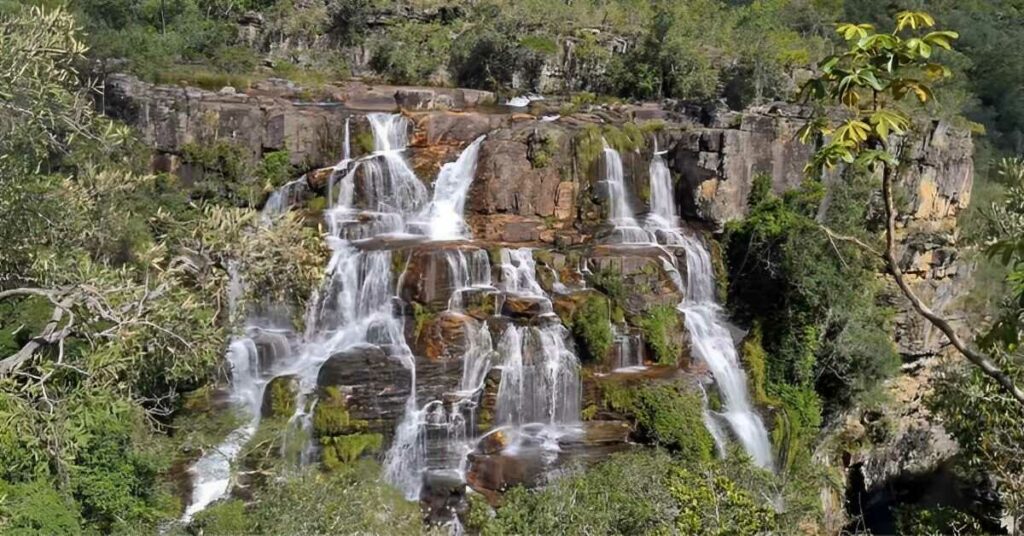 Pra-todos-verem:Cachoeira-Almecegas-I-Chapada-dos-Veadeiros-GO