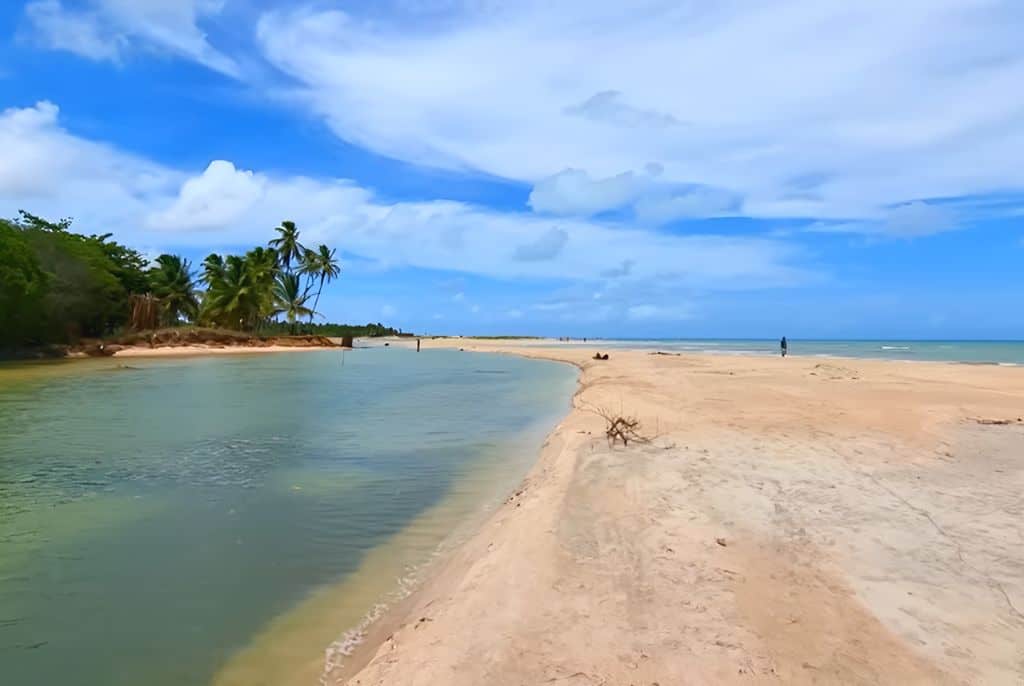 Pra-todos-verem:-Praia-de-Maragogi-Alagoas-praias-para-viajar-com-criancas-e-idosos