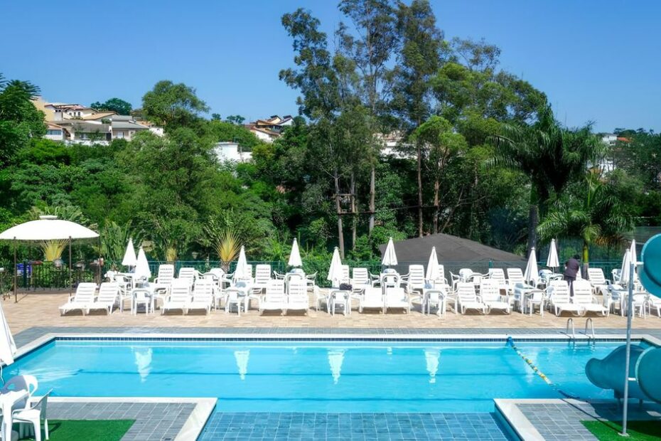 area-da-piscina-Atibaia-residence-hotel-e-resort