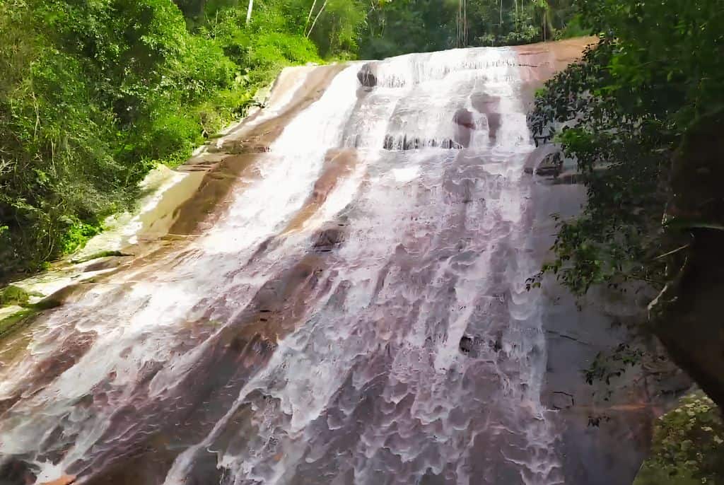 Cachoeira-Veu-da-Noiva-Ubatuba-SP